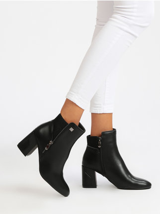 Women's ankle boots with block heels