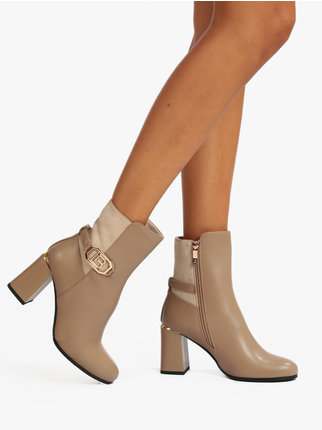 Women's ankle boots with square heel