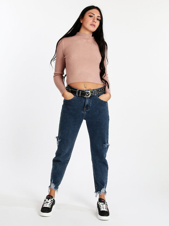 Women's baggy jeans with rips