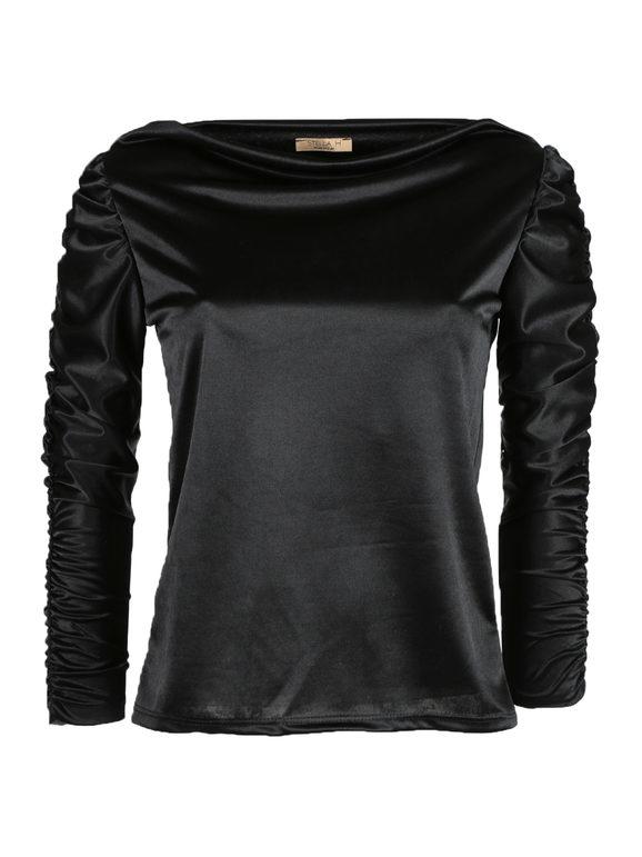 Women's blouse with gathered sleeves and boat neckline