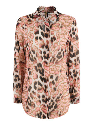 Women's blouse with patterned print