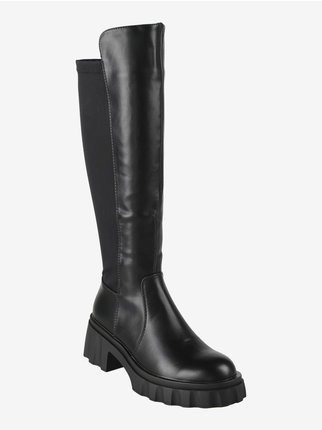 Women's boots with wide heel and platform