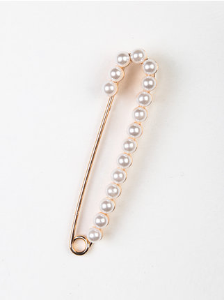 Women's brooch with pearls