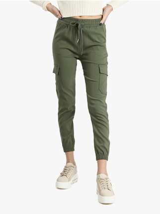 Women's cargo trousers with large pockets and cuffs
