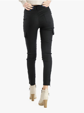 Women's cargo trousers with zip at the end