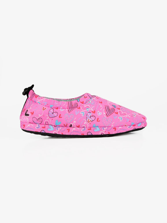 Women's closed slippers with hearts