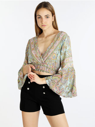 Women's cropped top with long sleeve prints