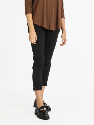 Women's cropped trousers with cuffs