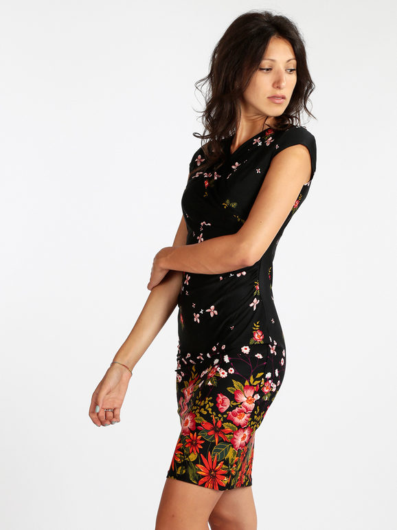 Women's fitted floral dress