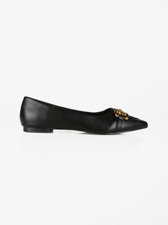 Women's flats with buckle