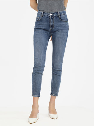 Women's jeans with rhinestones on the end