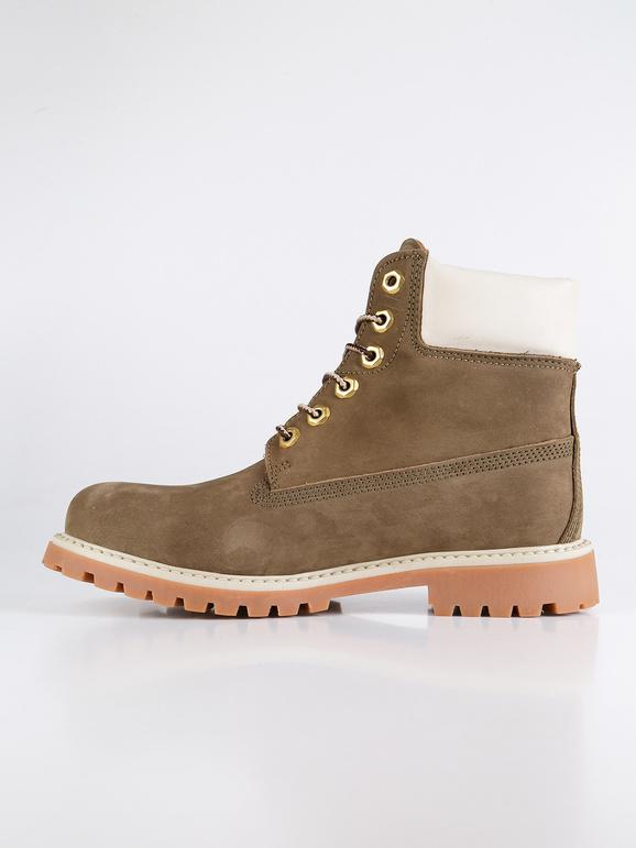 Women's lace-up boots