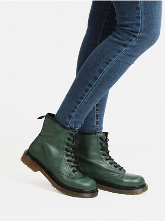 Women's lace-up combat boots