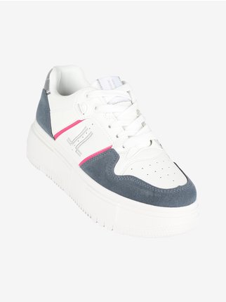 Women's lace-up sneakers with platform