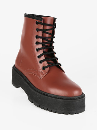 Women's leather combat boots with platform