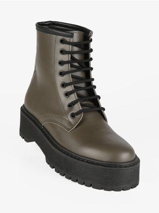 Women's leather combat boots with platform
