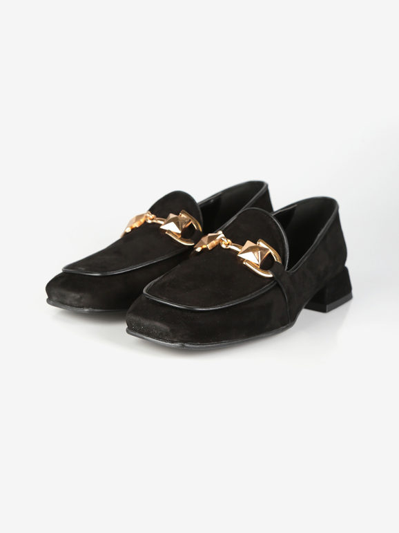 Women's leather loafers with buckle