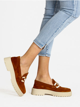 Women's leather moccasins with platform