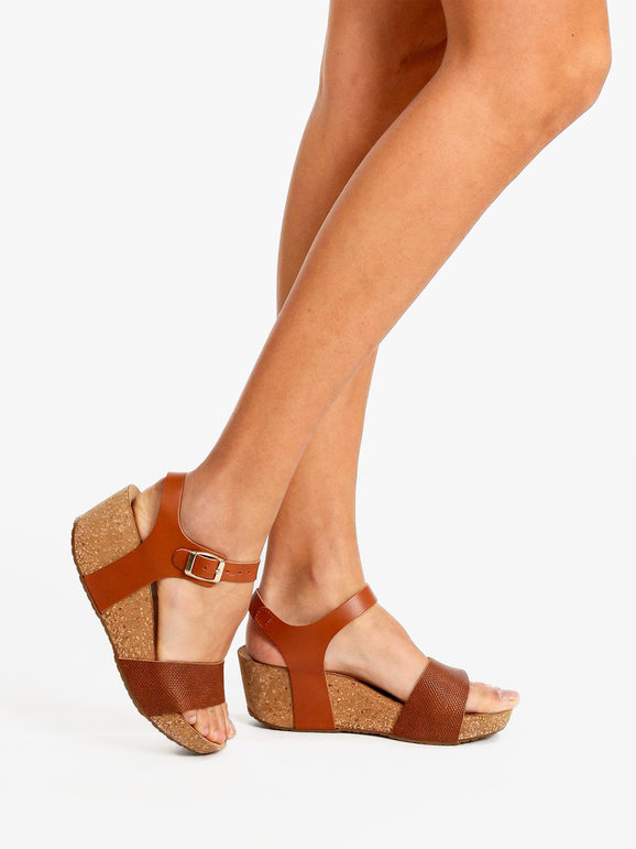 Women's leather sandals with wedge and platform