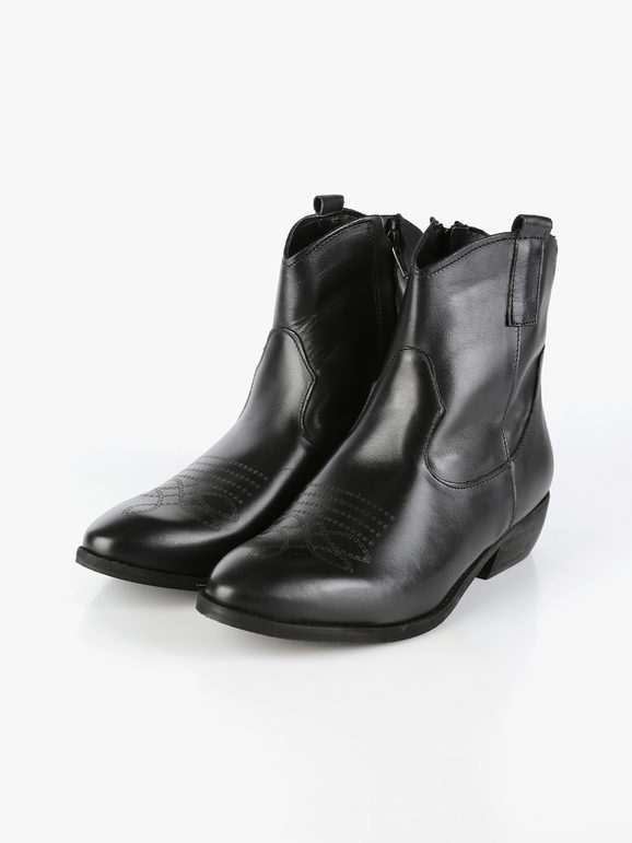Women's leather Texan ankle boots