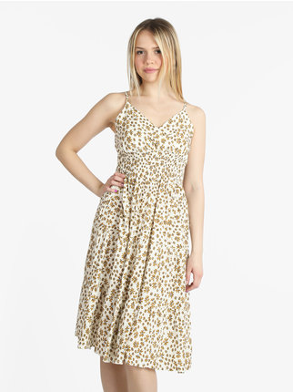 Women's light dress with daisies print