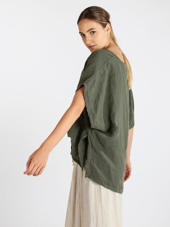 Women's linen blouse with batwing sleeves