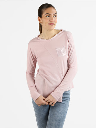 Women's long-sleeved T-shirt with pocket