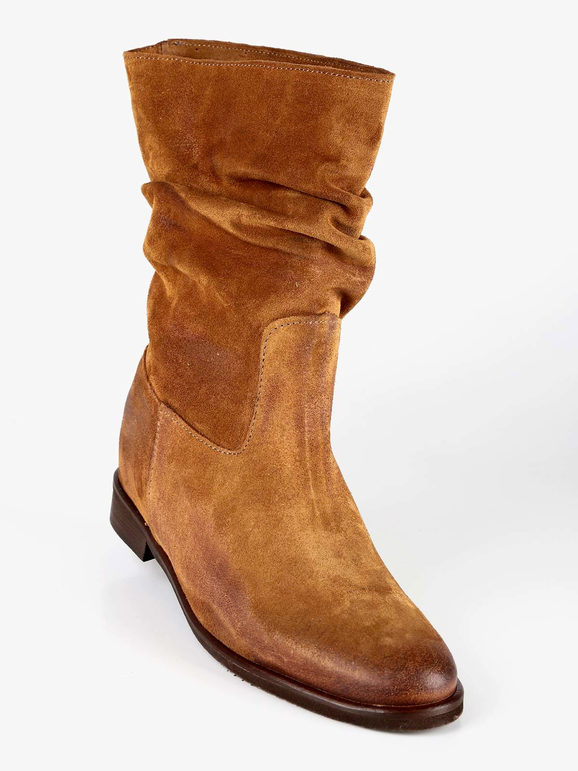 Women's low leather ankle boots