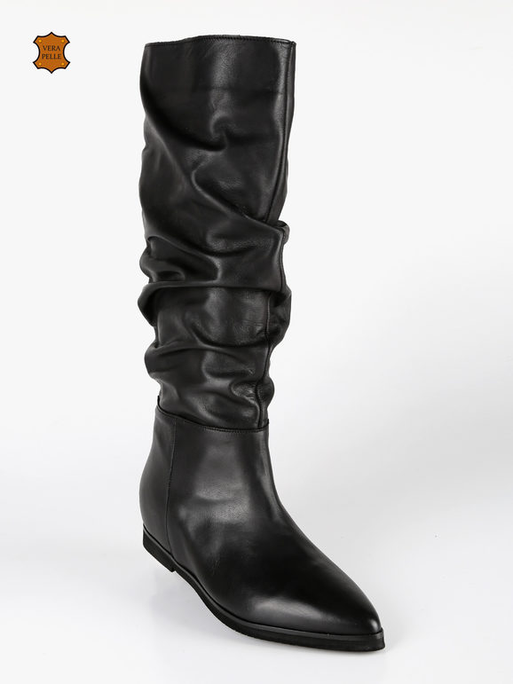 Women's low pointed leather boots