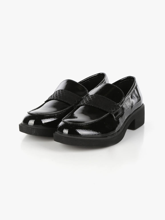Women's patent leather moccasins