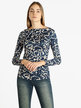 Women's patterned sweater with boat neckline