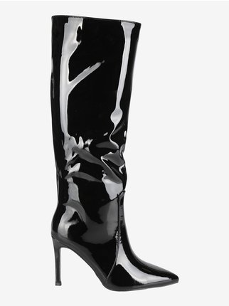 Women's pointed patent leather boots