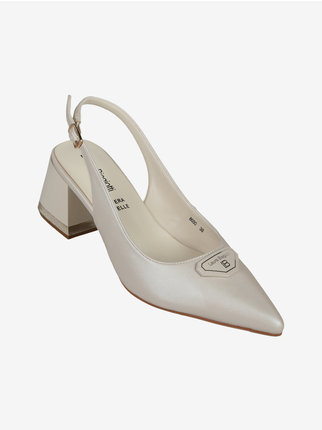 Women's pointed pumps with heels