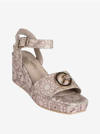 Women's sandals with wedge and prints