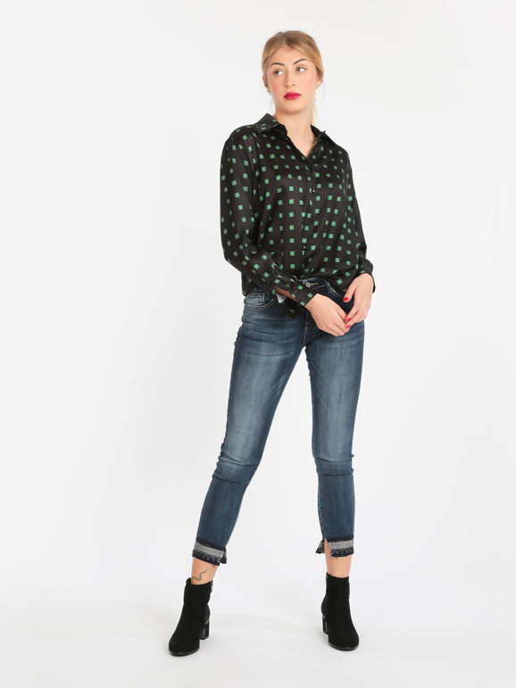 Women's shirt with prints