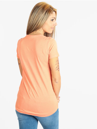 Women's short-sleeved T-shirt with lettering