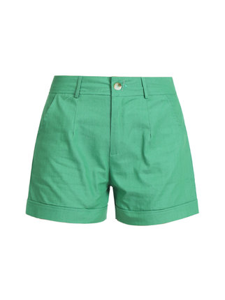 Women's shorts with pockets