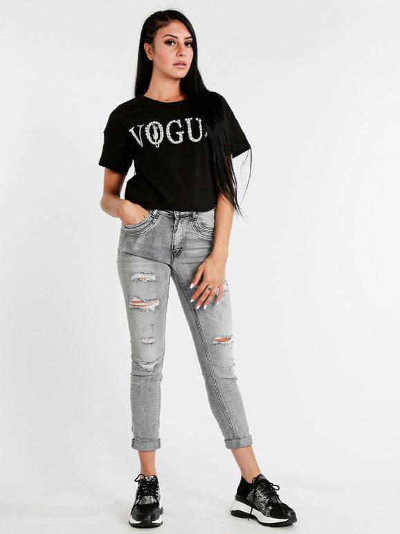 Women's skinny fit ripped jeans