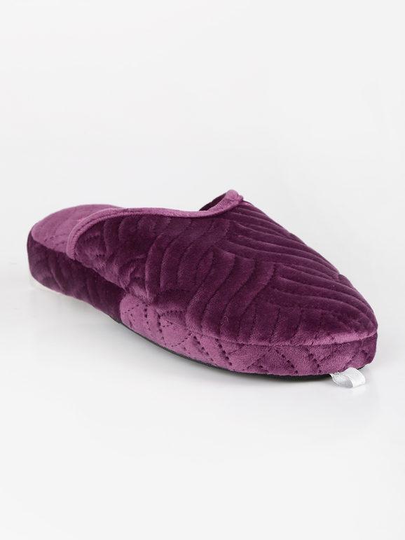 Women's slippers in suede fabric