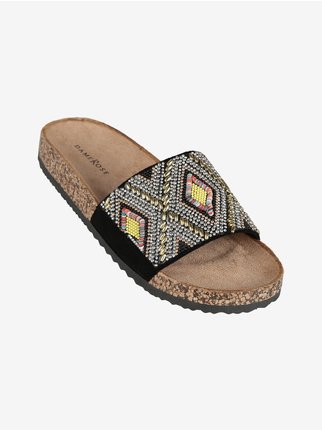 Women's slippers with beads