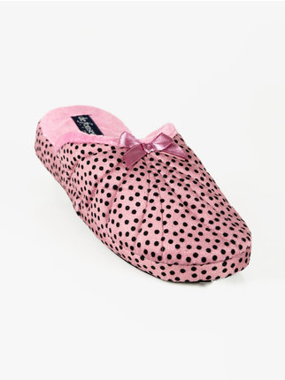 Women's slippers with polka dots