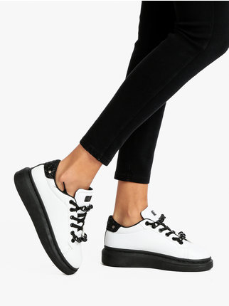 Women's sneakers with chains