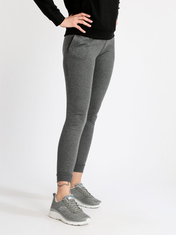 Women's sports trousers with cuffs