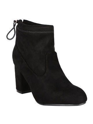 Women's suede ankle boot with heel