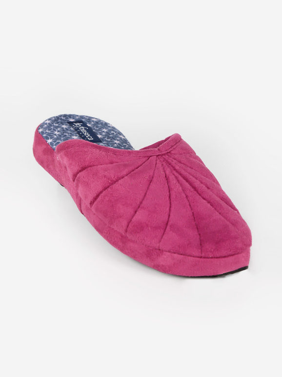 Women's suede slippers