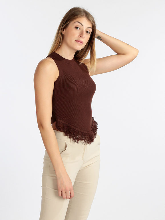 Women's top with fringes