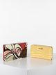 Women's wallet in faux leather with textured texture