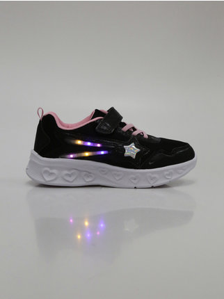 Zapatillas de niña con luces.