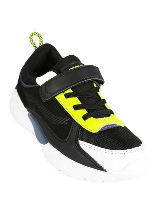 Zapatillas deportivas de niño con rotura  GD21520