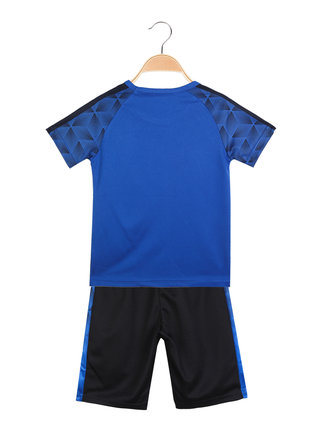 Zweifarbiges T-Shirt + Bermudashorts für Jungen